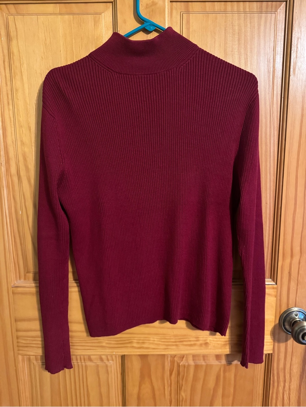 Natural Fiber Vintage Ribbed red Mock Neck Top size small